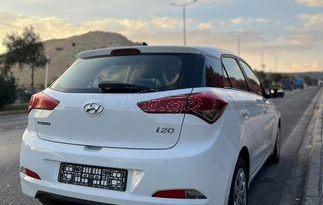 Hyundai i20 γεμάτο